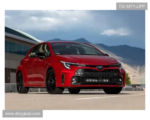 2.0的排量、三缸机的油耗，丰田全新“小凯美瑞”狙击大众速腾